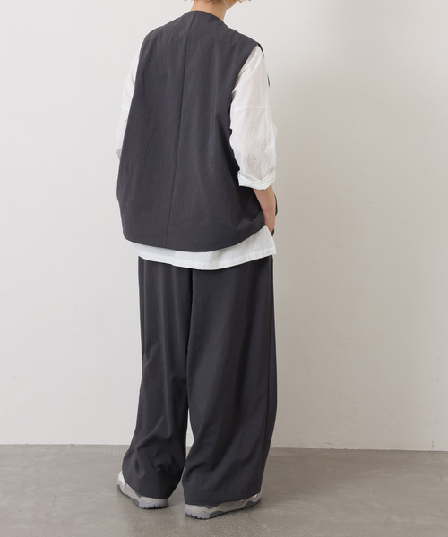 JOURNAL STANDARD LUXE（ジャーナルスタンダード　ラックス）の「トロピカルベスト（その他アウター・レディース・チャコールグレー/ブラック・FREE）」の18枚目の写真