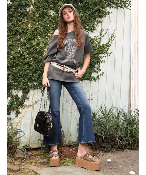 EVRIS(エヴリス)の「【厚底】コンチョデザインプラットフォームサンダル(サンダル・レディース・ブラック/ホワイト/その他1・SMALL/MEDIUM/LARGE)」の6枚目の写真