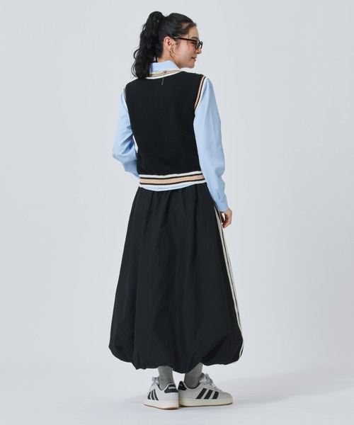 adidas(アディダス)の「【別注】アディダス adidas W BALOON SKIRT AP 限定コラボ(スカート・レディース・ブラック/グレー・S/M/L/XL)」の3枚目の写真