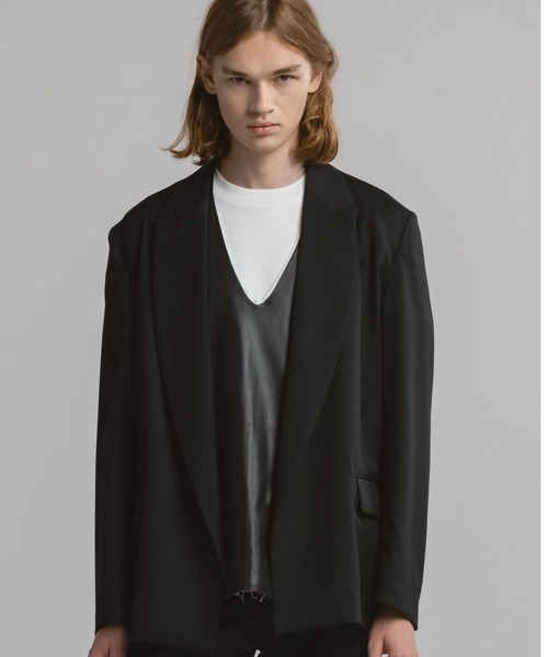 CINOH(チノ)の「PEAKED-COLLAR MINIMAL JACKET(テーラードジャケット・メンズ・ブラック・46)」の4枚目の写真