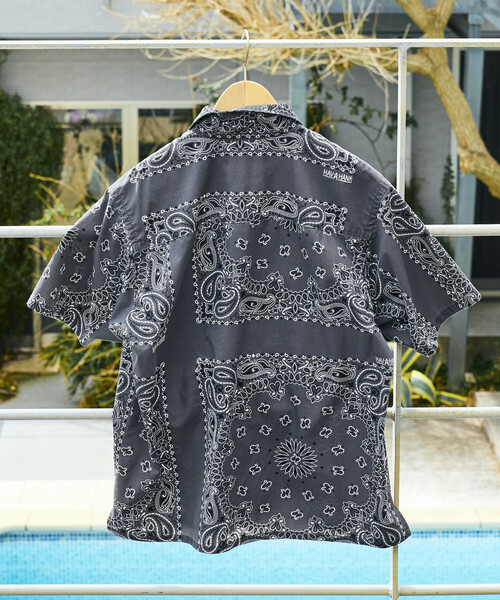 HAV-A-HANK(ハバハンク )の「HAV-A-HANK/ハバハンク HAV-A-HANK×FREAK'S STORE/ハバハンク 別注 バンダナ柄 S/Sオープンカラーシャツ(シャツ/ブラウス・メンズ・ネイビー/チャコールグレー・MEDIUM/LARGE)」の12枚目の写真