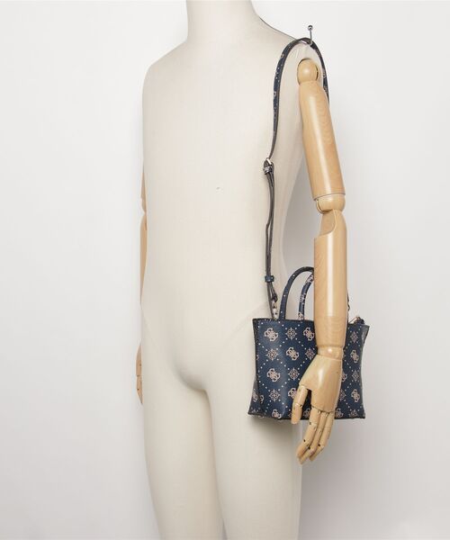 Guess(ゲス)の「EMELIE Logo Mini Tote ミニトート ショルダーバッグ(トートバッグ・レディース・ネイビー・ONE SIZE)」の4枚目の写真