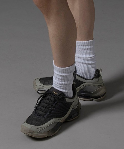 Reebok(リーボック)の「DMX シリーズ 3000 / DMX SERIES 3000(スニーカー・メンズ・グレー/アイボリー/ブラック・24.5cm/25.0cm/25.5cm/26.0cm/26.5cm/27.0cm/27.5cm/28.0cm/28.5cm/29.0cm/23.5cm/30.0cm)」の3枚目の写真