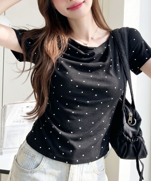 Ada.（エイダ）の「ドット柄 ドレープネック タイト シルエット カットソー（Tシャツ/カットソー・レディース・ピンク/アイボリー/ブラック/グレー/ブルー・FREE）」の2枚目の写真