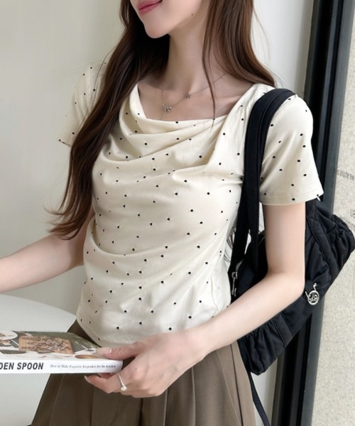 Ada.（エイダ）の「ドット柄 ドレープネック タイト シルエット カットソー（Tシャツ/カットソー・レディース・ピンク/アイボリー/ブラック/グレー/ブルー・FREE）」の7枚目の写真