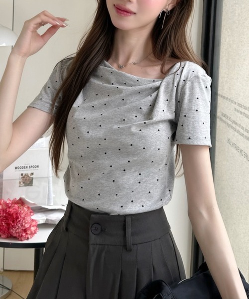 Ada.（エイダ）の「ドット柄 ドレープネック タイト シルエット カットソー（Tシャツ/カットソー・レディース・ピンク/アイボリー/ブラック/グレー/ブルー・FREE）」の21枚目の写真