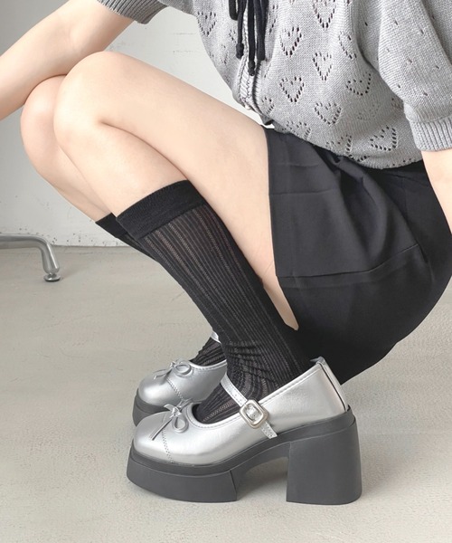 Shoes in Closet(シューズインクローゼット)の「+9.5㎝ 軽量 厚底 リボン メリージェーン パンプス ローファー 491(ローファー・レディース・ブラック/アイボリー/シルバー/ダークブラウン・S/M/L/LL)」の1枚目の写真