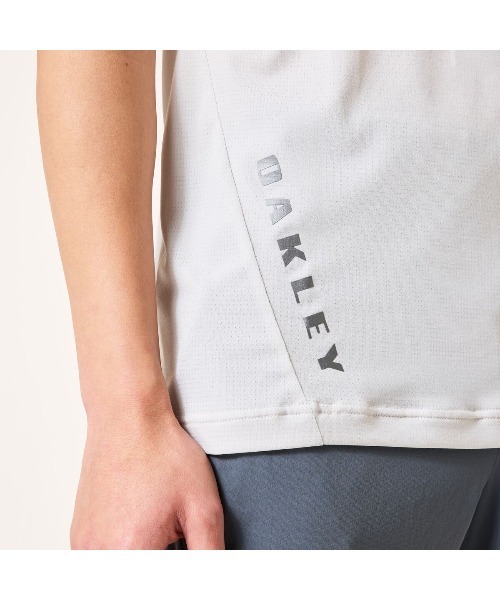 OAKLEY(オークリー)の「オークリー ETERNAL CHILL PERF SS CREW 4.0(Tシャツ/カットソー・メンズ・ライトグレー/ブルーグレー/ブラック・M/L/LL/S/3L)」の19枚目の写真