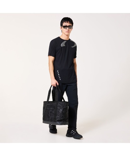 OAKLEY(オークリー)の「オークリー ETERNAL CHILL PERF SS CREW 4.0(Tシャツ/カットソー・メンズ・ライトグレー/ブルーグレー/ブラック・M/L/LL/S/3L)」の5枚目の写真