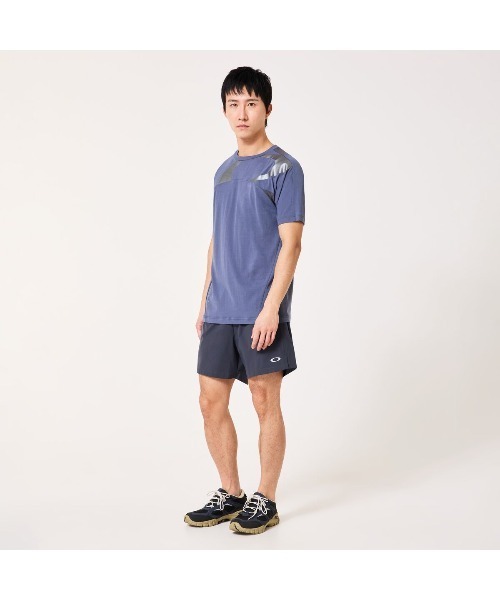 OAKLEY(オークリー)の「オークリー ETERNAL CHILL PERF SS CREW 4.0(Tシャツ/カットソー・メンズ・ライトグレー/ブルーグレー/ブラック・M/L/LL/S/3L)」の13枚目の写真
