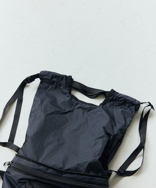 POLeR（ポーラー）の「POLeR × FREAK'S STORE/ポーラー × フリークスストア 別注 Response Transformer Bag（バックパック/リュック・メンズ・グレー/ブラック・ONE SIZE）」の11枚目の写真