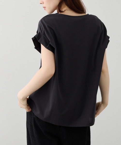 NAVY(ネイビー)の「【SARARI /サラリ】接触冷感 DRY UVカット 袖タッククルーネック UVカットカットソー(Tシャツ/カットソー・レディース・ベージュ/オレンジ/チャコール・M/L)」の5枚目の写真