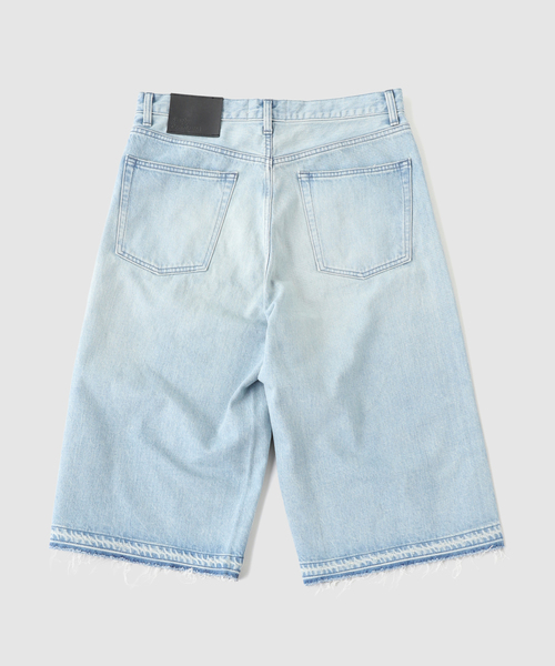 SimplyComplicated(シンプリーコンプリケイテッド)の「SimplyComplicated/シンプリーコンプリケイテッド BF SELVEDGE JORTS(その他パンツ・メンズ・ブルー系その他・2/1)」の2枚目の写真