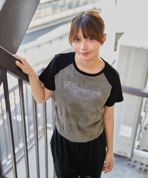 GORGE(ゴージ)の「《ムラ染め風×配色ラグラン》カットソー/カジュアル/春夏/全4色(Tシャツ/カットソー・レディース・ベージュ/アイボリー/ピンク/チャコール・F)」の12枚目の写真