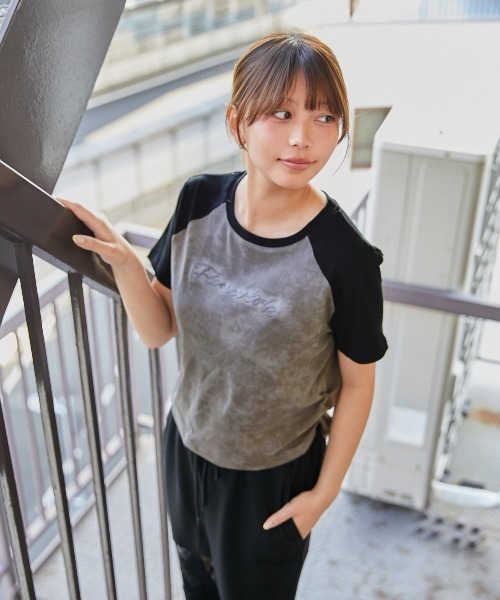 GORGE(ゴージ)の「《ムラ染め風×配色ラグラン》カットソー/カジュアル/春夏/全4色(Tシャツ/カットソー・レディース・ベージュ/アイボリー/ピンク/チャコール・F)」の14枚目の写真