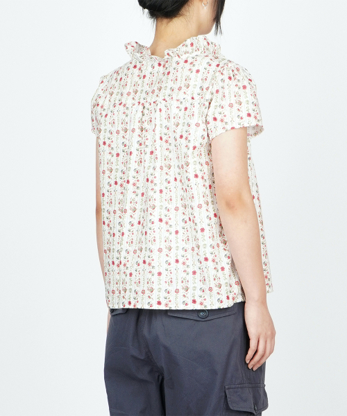 SUNNECT(ソネクト)の「Floral Peasant Blouse - White(シャツ/ブラウス・レディース・その他・OS)」の4枚目の写真