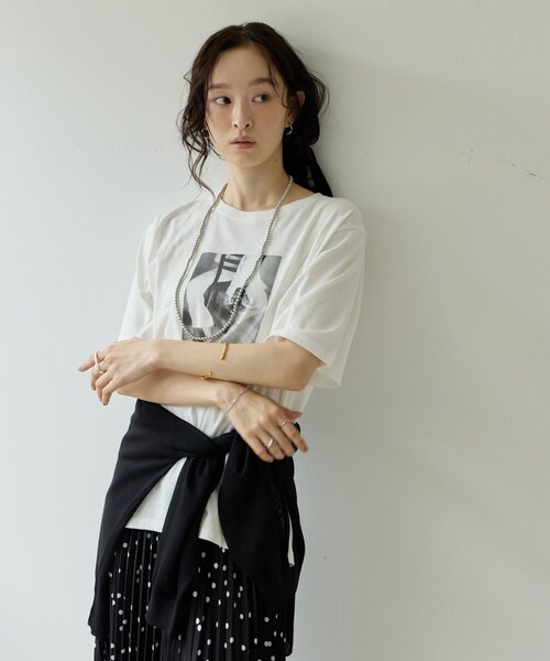 DISCOAT(ディスコート)の「【Noka】フォトプリントロゴ半袖Tシャツ(Tシャツ/カットソー・レディース・ライトグレー/チャコールグレー/オフホワイト・FREE)」の13枚目の写真