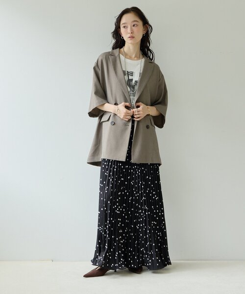 DISCOAT(ディスコート)の「【Noka】フォトプリントロゴ半袖Tシャツ(Tシャツ/カットソー・レディース・ライトグレー/チャコールグレー/オフホワイト・FREE)」の18枚目の写真