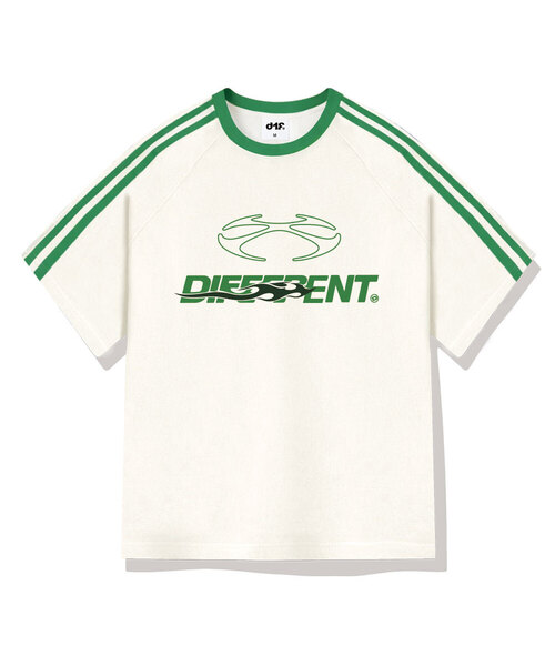 DIIFF（ディフ）の「コアヒート オーバーサイズ トラック 半袖Tシャツ 4カラー [DISE_3003]（Tシャツ/カットソー・メンズ・クリーム/ブラック/ホワイト×グリーン/ホワイト×ブラック・SMALL/MEDIUM/LARGE/X-LARGE）」の4枚目の写真