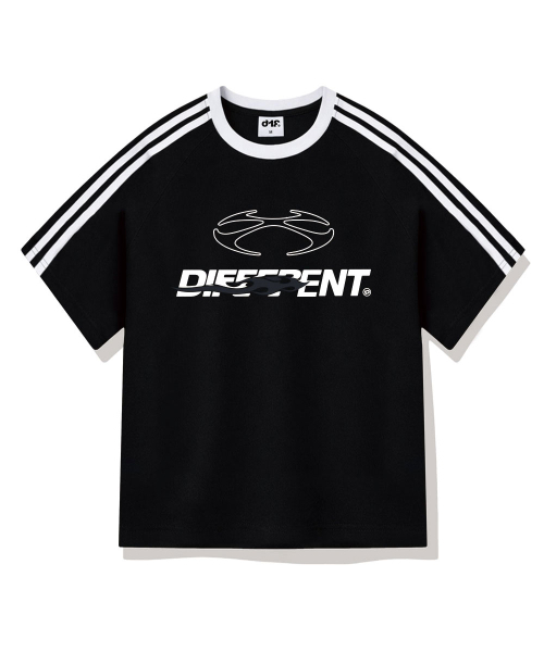 DIIFF（ディフ）の「コアヒート オーバーサイズ トラック 半袖Tシャツ 4カラー [DISE_3003]（Tシャツ/カットソー・メンズ・クリーム/ブラック/ホワイト×グリーン/ホワイト×ブラック・SMALL/MEDIUM/LARGE/X-LARGE）」の9枚目の写真