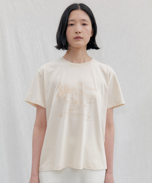 STEP AROUND(ステップアラウンド)の「Prague park graphic Tee_CREAM(Tシャツ/カットソー・レディース・その他・FREE)」の2枚目の写真