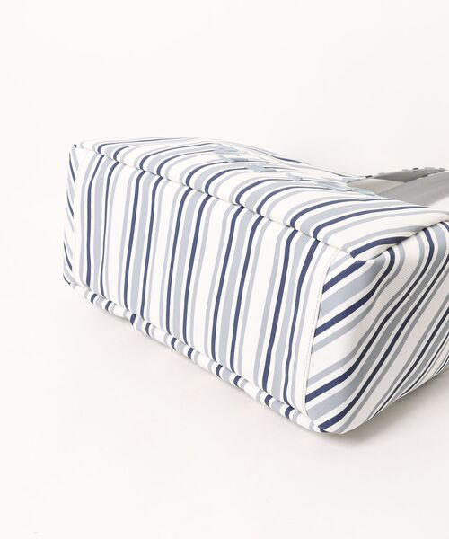 STELLA McCARTNEY(ステラマッカートニー)の「Logo Striped Tote Bag / ロゴ ストライプ トートバッグ(トートバッグ・レディース・ホワイト×ブルー・ONE SIZE)」の6枚目の写真