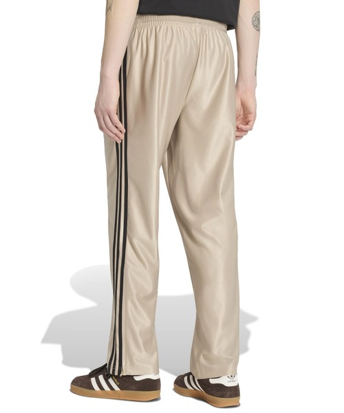 adidas(アディダス)の「adidas FIREBIRD METALLIC TRACK PANTS / アディダス ファイヤーバード メタリック トラックパンツ(その他パンツ・メンズ・カーキ・S/M/L/XL/XXL)」の9枚目の写真