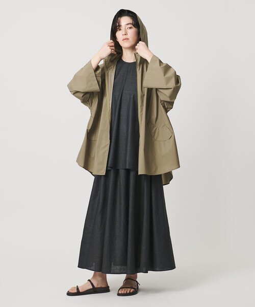 MARW UNITED ARROWS（マルゥ ユナイテッドアローズ）の「＜MARW UNITED ARROWS＞ポケッタブル ジップアップ フーディー 撥水（その他アウター・レディース・オリーブ/ブラック・FREE）」の5枚目の写真
