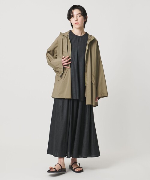 MARW UNITED ARROWS（マルゥ ユナイテッドアローズ）の「＜MARW UNITED ARROWS＞ポケッタブル ジップアップ フーディー 撥水（その他アウター・レディース・オリーブ/ブラック・FREE）」の6枚目の写真