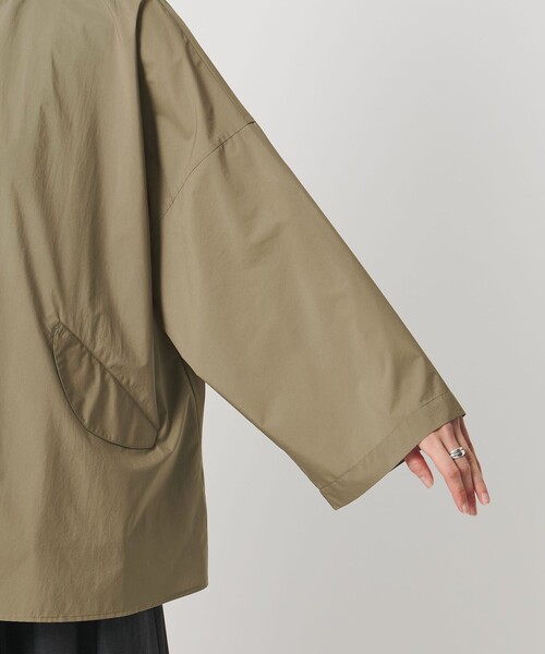 MARW UNITED ARROWS（マルゥ ユナイテッドアローズ）の「＜MARW UNITED ARROWS＞ポケッタブル ジップアップ フーディー 撥水（その他アウター・レディース・オリーブ/ブラック・FREE）」の17枚目の写真