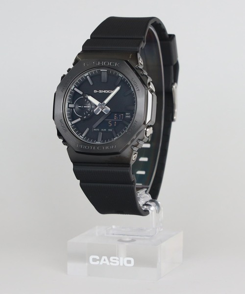 G-SHOCK(ジーショック)の「LUXE BLACK / 2100シリーズ / GM-2100LXB-1AJF(アナログ腕時計・メンズ・ブラック×シルバー・FREE)」の8枚目の写真