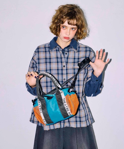 THEATRE PRODUCTS(シアタープロダクツ)の「【THEATRE PRODUCTS×Cepica】メッシュ切替カラーコンビミニボストンバッグ(ショルダーバッグ・レディース・ライム/ブルー/ピンク・FREE)」の7枚目の写真
