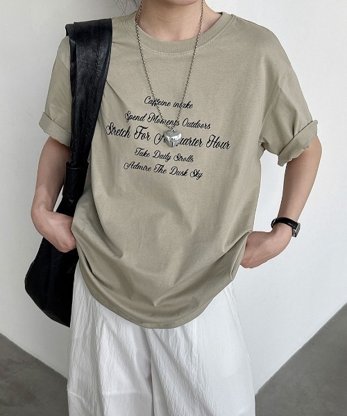 semplice(センプリチェ)の「ロゴプリント半袖 T シャツ(Tシャツ/カットソー・レディース・キャメル/ネイビー・F)」の5枚目の写真