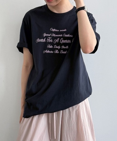 semplice(センプリチェ)の「ロゴプリント半袖 T シャツ(Tシャツ/カットソー・レディース・キャメル/ネイビー・F)」の8枚目の写真