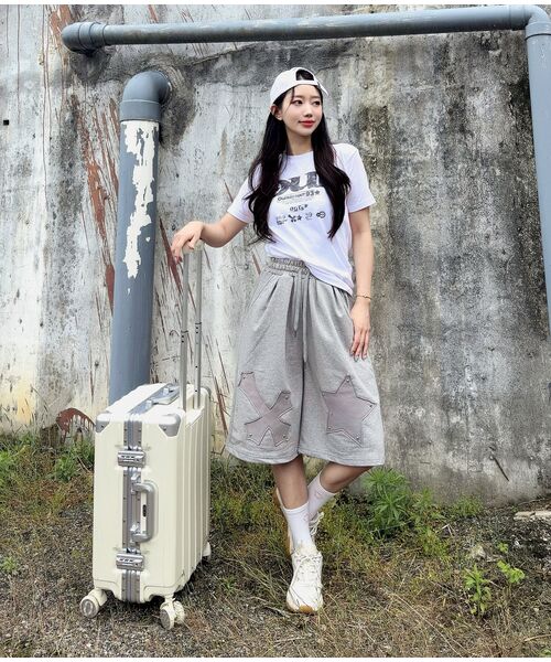 OURSAYSOUR(アワーセイアワー)の「クロススターバミューダパンツメランジ(その他パンツ・レディース・グレー・M/L)」の2枚目の写真