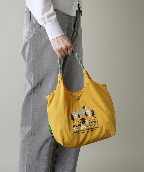 moz（モズ）の「【moz(モズ)】軽量 軽撥水 2WAY ショルダーバッグ ハンドバッグ ZUPS-02（ショルダーバッグ・レディース・ライトグリーン/グレイッシュブルー/ライトグレー/ホワイト/マスタード/ブラック・ONE SIZE）」の11枚目の写真