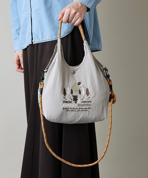 moz（モズ）の「【moz(モズ)】軽量 軽撥水 2WAY ショルダーバッグ ハンドバッグ ZUPS-02（ショルダーバッグ・レディース・ライトグリーン/グレイッシュブルー/ライトグレー/ホワイト/マスタード/ブラック・ONE SIZE）」の17枚目の写真