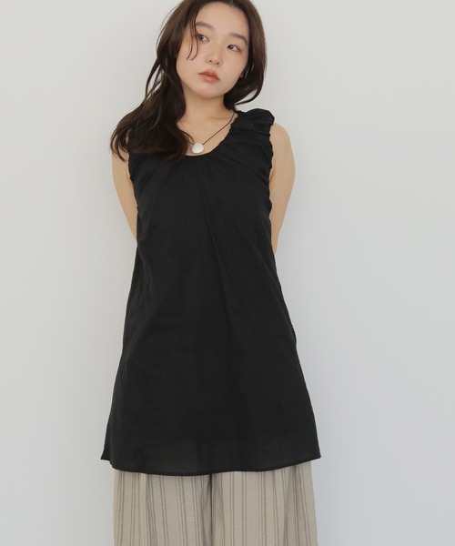 cheriella(シェリエラ)の「【cheriella】刺繍ギャザーチュニックワンピース EMBROIDERY GATHER TUNIC DRESS(キャミソール・レディース・アイボリー/ブラック・FREE)」の22枚目の写真