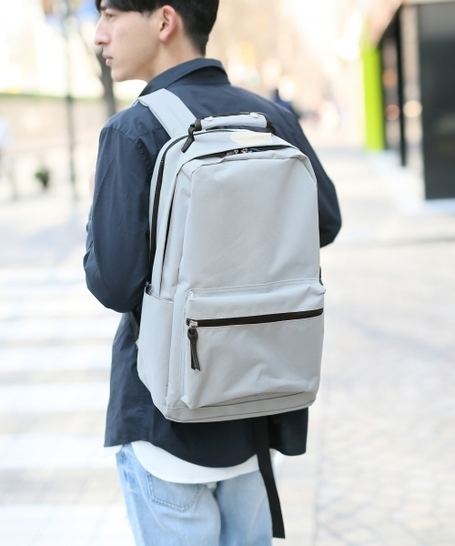 RAGEBLUE(レイジブルー)の「ベーシックデイパック/714843(バックパック/リュック・メンズ・ブラック/グレー/ホワイト・FREE)」の1枚目の写真
