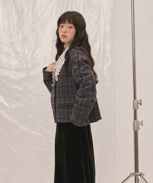 loin nuit(ロワンニュイ)の「2way lace collar jacket / 2wayレースカラージャケット(テーラードジャケット・レディース・キャメル/グレー/ブラウン・FREE)」の13枚目の写真