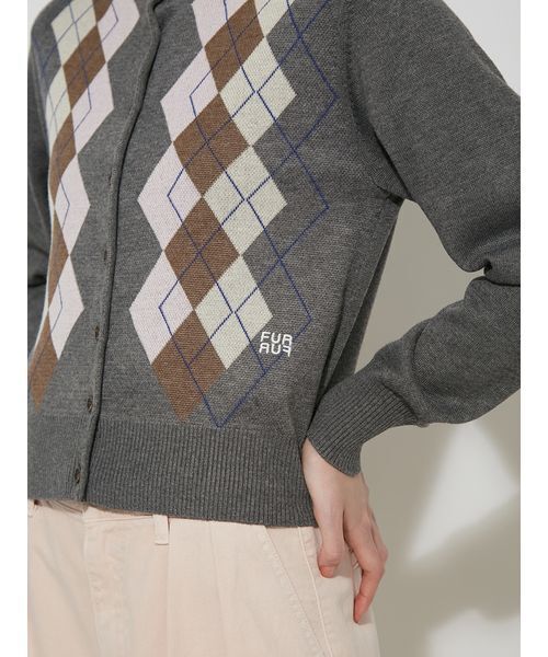 FURFUR(ファーファー)の「【UVカット】クラシックアーガイルカーディガン(カーディガン/ボレロ・レディース・キャメル/グレー・F)」の6枚目の写真