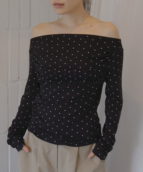 Mili affinity(ミリアフィニティー)の「ドットドレープオフショルTシャツ(Tシャツ/カットソー・レディース・杢グレー/ブラック/オフホワイト・FREE)」の3枚目の写真
