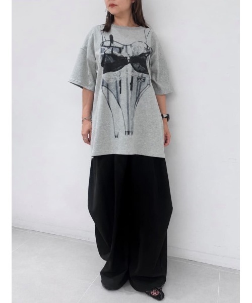 SORIN（ソリン　）の「【ご好評につき追加生産決定】Bra Printed Big T-shirt/ブラプリント ビッグTシャツ（Tシャツ/カットソー・レディース・ホワイト/グレー・38）」の20枚目の写真