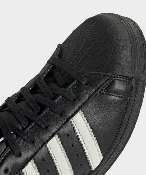 adidas(アディダス)の「スーパースター 82 / SUPERSTAR 82 GTX for Japan アディダスオリジナルス adidas Originals スニーカー ゴアテックス(スニーカー・メンズ・ブラック・22.0cm/22.5cm/23.0cm/23.5cm/24.0cm/27.5cm/28.0cm/28.5cm/29.0cm/24.5cm/25.0cm/25.5cm/26.0cm/26.5cm/27.0cm)」の7枚目の写真
