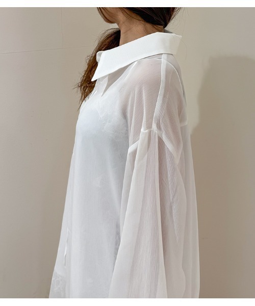 Desert　Rose（デザートローズ）の「【DESERT ROSE/デザートローズ】シアーオーバーサイズシャツ（シャツ/ブラウス・レディース・ホワイト・FREE）」の15枚目の写真