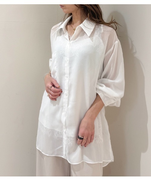 Desert　Rose（デザートローズ）の「【DESERT ROSE/デザートローズ】シアーオーバーサイズシャツ（シャツ/ブラウス・レディース・ホワイト・FREE）」の4枚目の写真