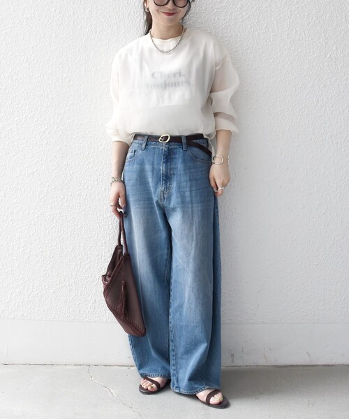 SHIPS any(シップス エニィ)の「SHIPS any:〈手洗い可能〉シアー ワイド トップス × フレンチ ロゴ TEE(シャツ/ブラウス・レディース・ブラック/ナチュラル/キャメル・ONE SIZE)」の4枚目の写真