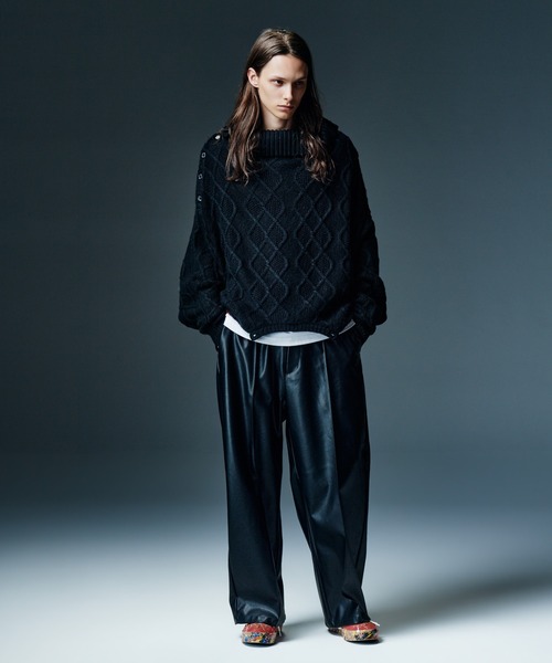 glamb(グラム)の「Double Head Pullover Knit / ダブルヘッドプルオーバーニット(ニット/セーター・メンズ・ブラック/ホワイト/レッド・M/L)」の22枚目の写真