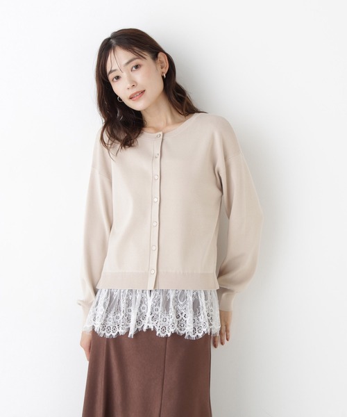 NATURAL BEAUTY BASIC(ナチュラルビューティーベーシック)の「裾レースドッキングニット(ニット/セーター・レディース・チャコールグレー/ベージュ/ブルー・FREE)」の17枚目の写真