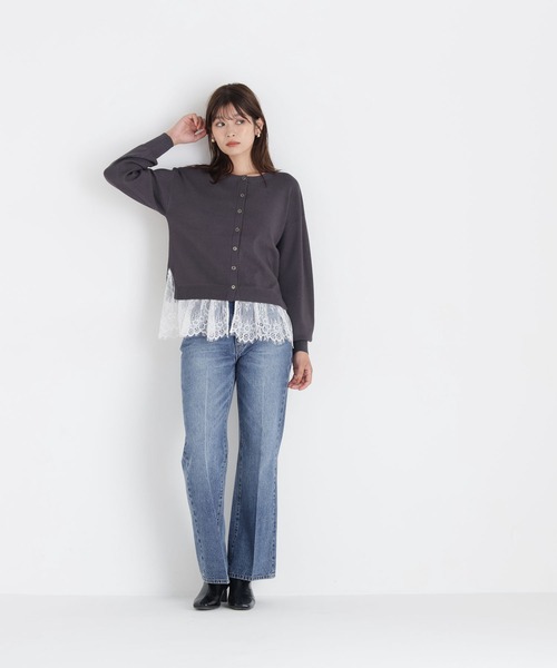NATURAL BEAUTY BASIC(ナチュラルビューティーベーシック)の「裾レースドッキングニット(ニット/セーター・レディース・チャコールグレー/ベージュ/ブルー・FREE)」の8枚目の写真
